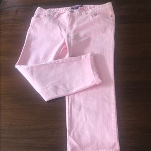 Vineyard vine cropped jeans